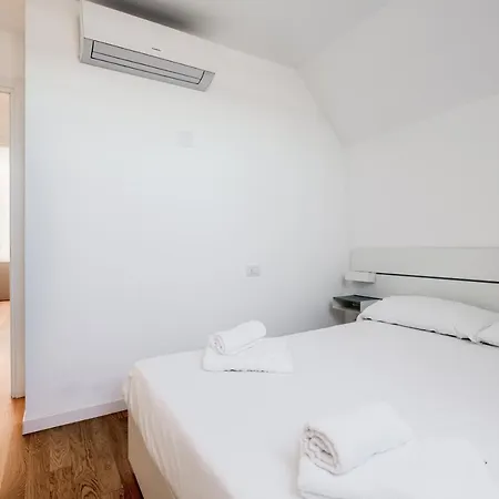Modern Apt With Terrace, Wifi & Ac Milan Exterior photo